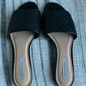 Black slide sandal